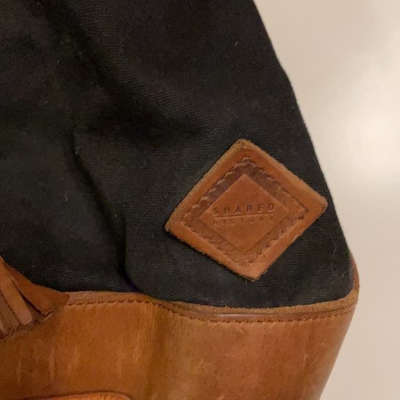 Canvas and leather bucket bag - Picture 3 of 3